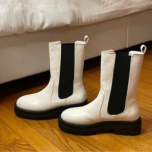 WHITE BLACK PLATFORM BOOTS